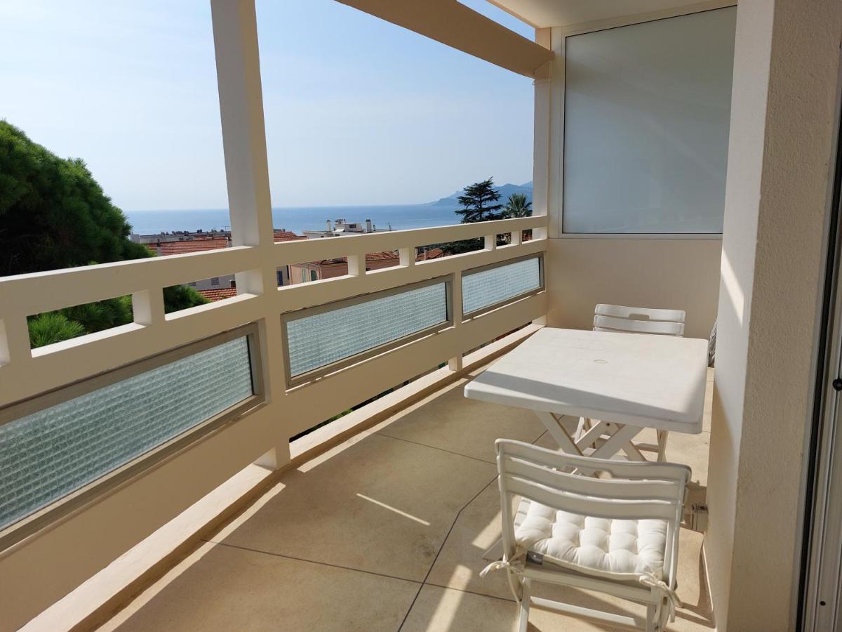 Appartement Iris - Lumineux Avec Terrasse Et Vue Mer - Axelle Loc'appart